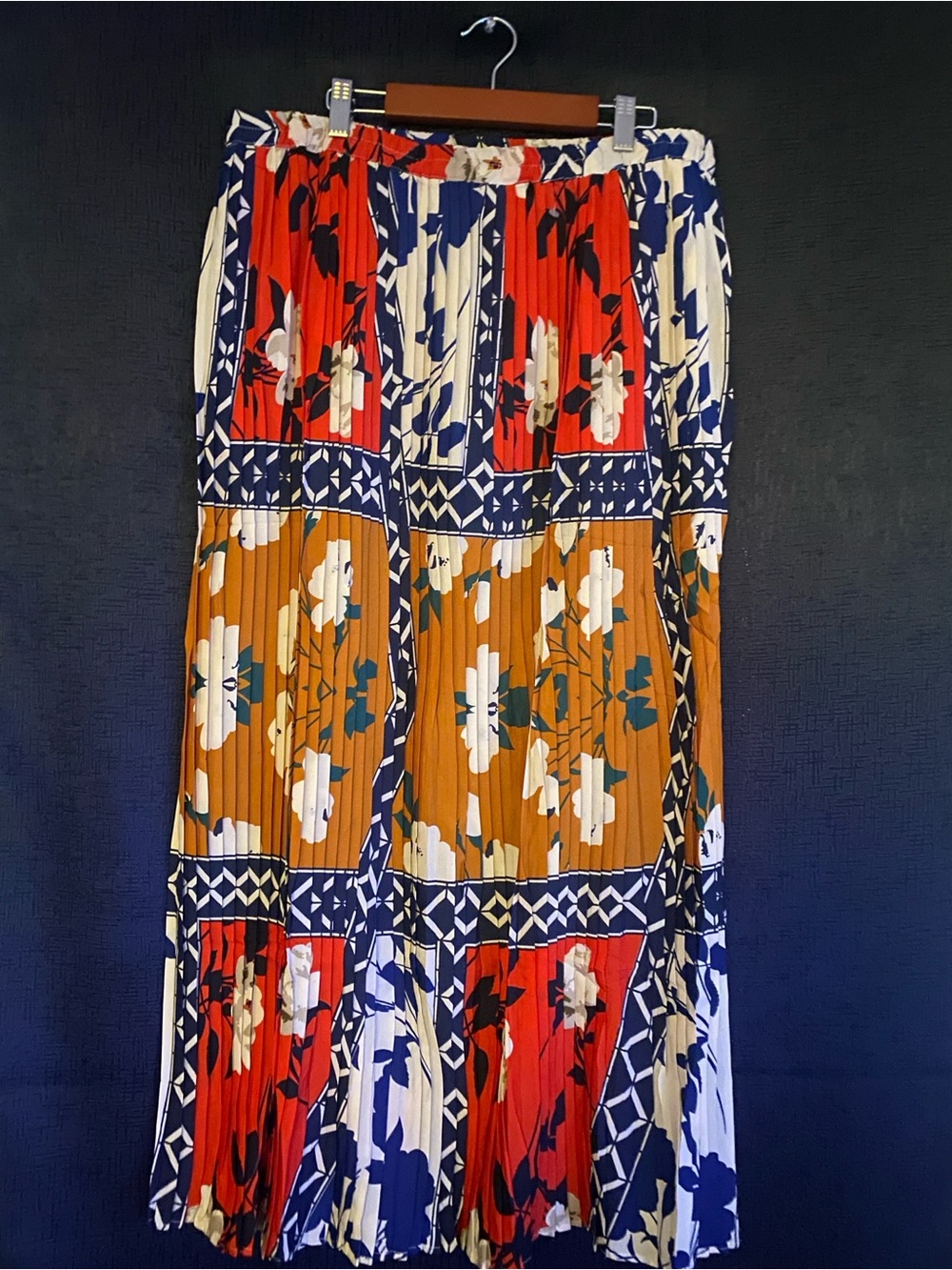 Flint & Moss - NWT Pleated Floral Maxi Skirt size large